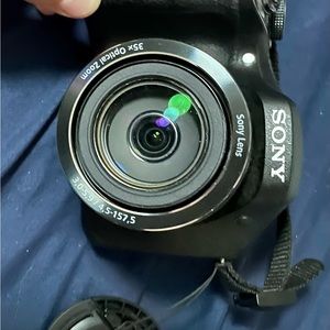 Professional Sony camera never got the time to use asking $150.00 brand new